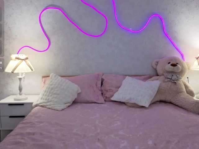kittysocutie live cam on BongaCams