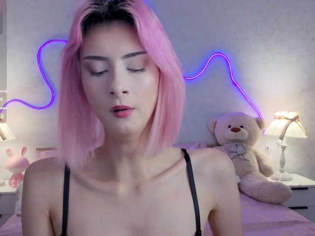 kittysocutie live cam on BongaCams