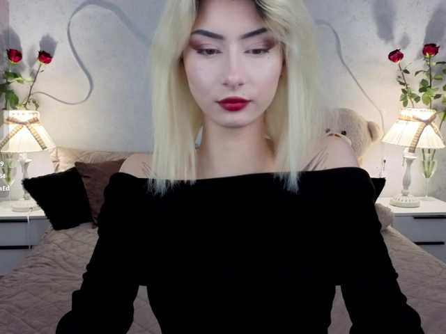 kittysocutie live cam