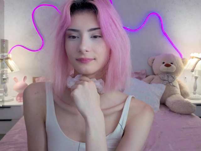 kittysocutie live cam on BongaCams