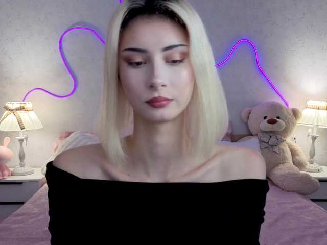 kittysocutie live cam on BongaCams