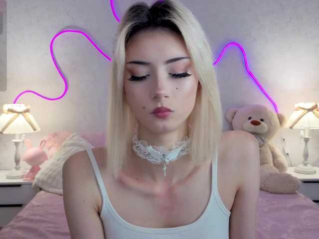 kittysocutie live cam on BongaCams
