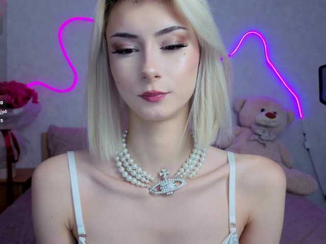 kittysocutie live cam on BongaCams