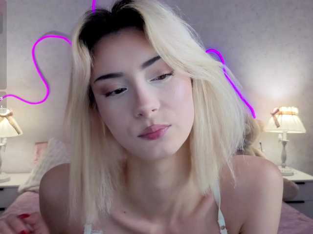 kittysocutie live cam on BongaCams
