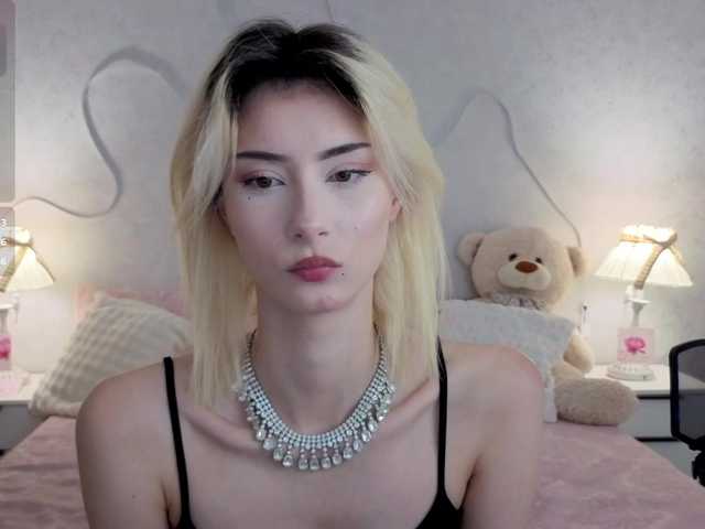 kittysocutie live cam on BongaCams