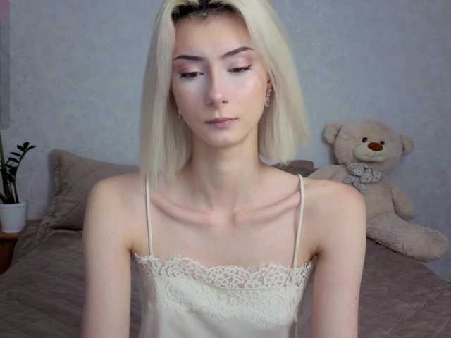 kittysocutie live cam on BongaCams