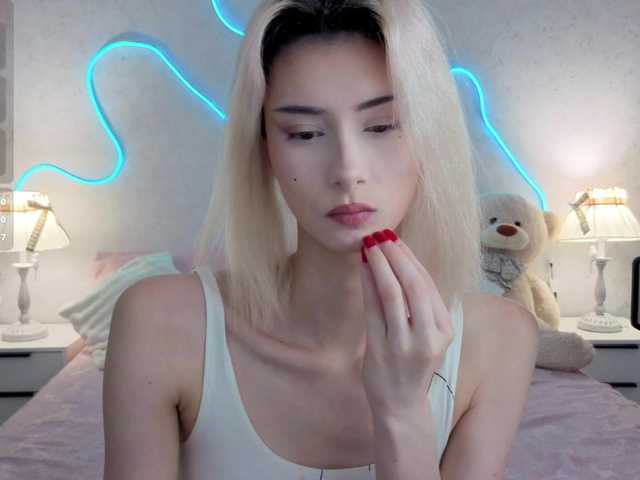 kittysocutie live cam on BongaCams