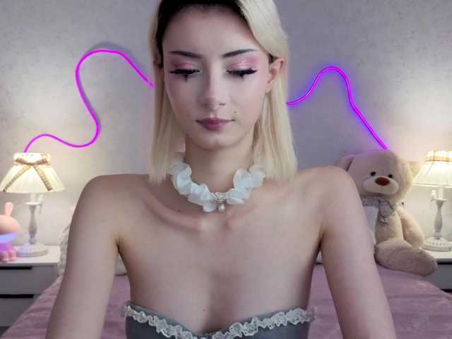 Live трансляция kittysocutie - slutnetki.online