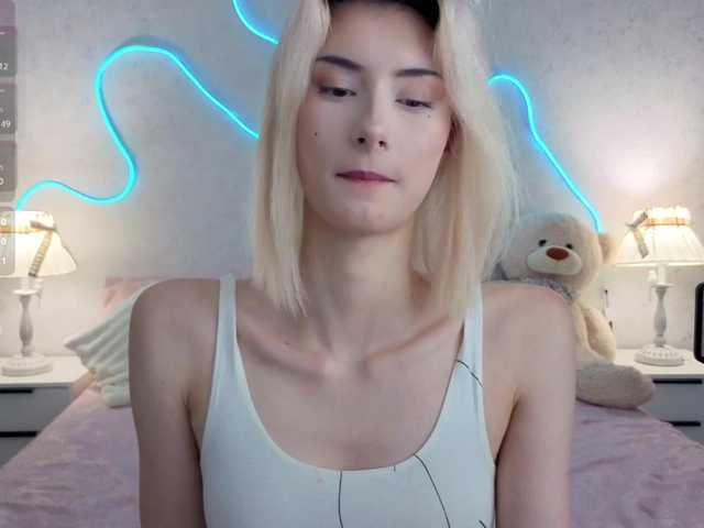 kittysocutie live cam on BongaCams