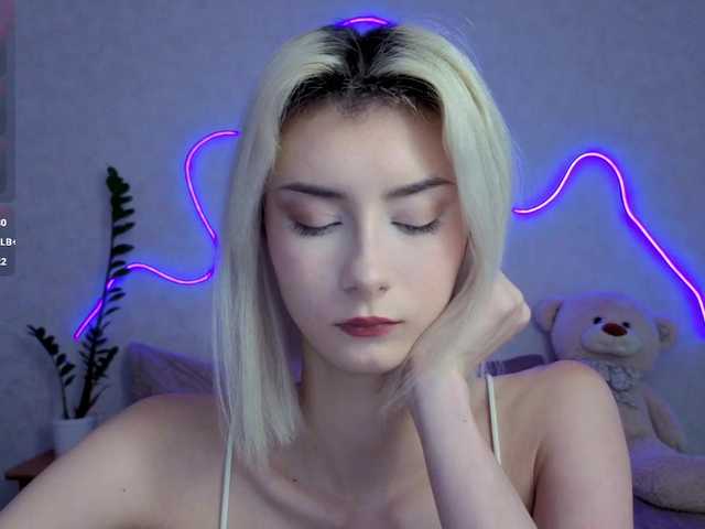 kittysocutie live cam on BongaCams