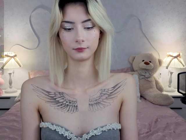 kittysocutie live cam on BongaCams