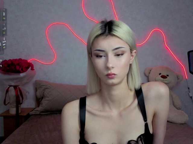 kittysocutie live cam on BongaCams