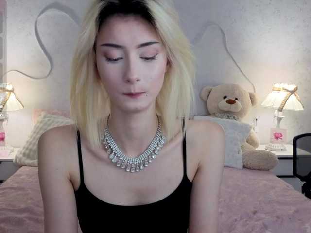 kittysocutie live cam on BongaCams