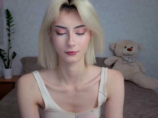 kittysocutie live cam on BongaCams