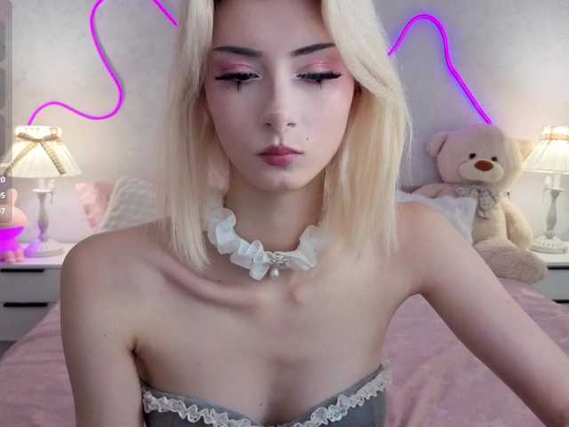 kittysocutie live cam on BongaCams