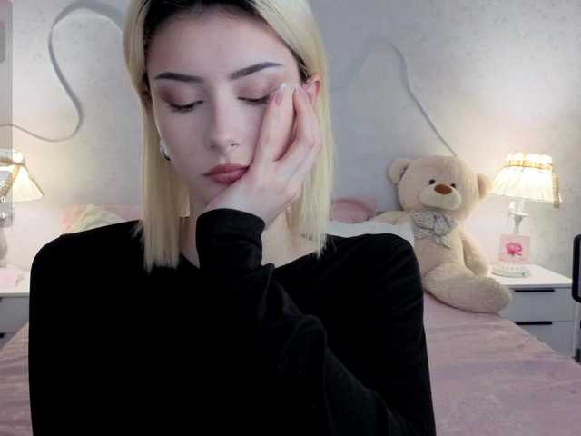 kittysocutie live cam on BongaCams