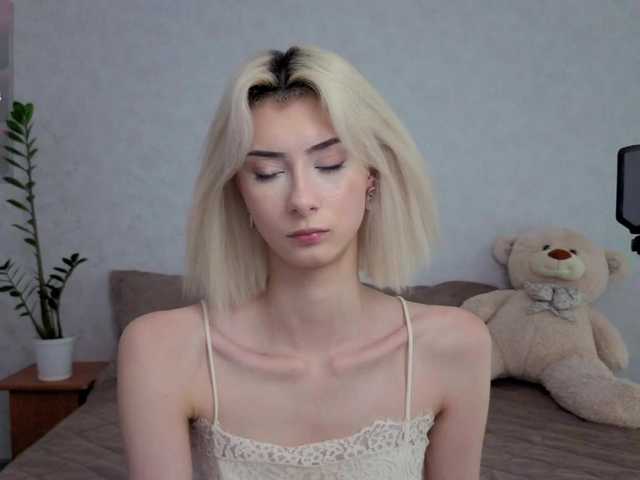 kittysocutie live cam on BongaCams