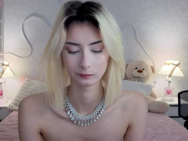 kittysocutie live cam on BongaCams