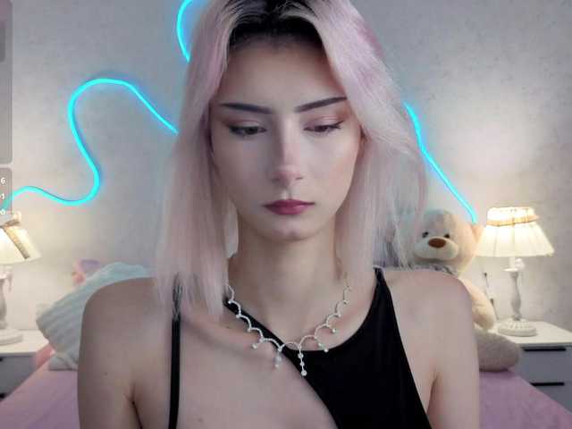 kittysocutie live cam on BongaCams