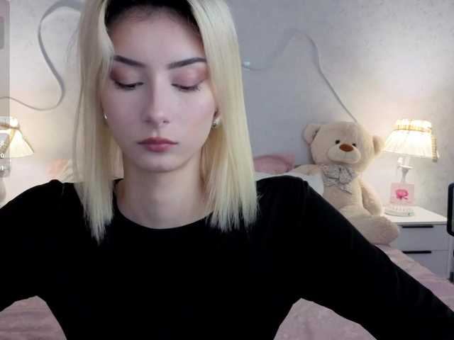 kittysocutie live cam on BongaCams