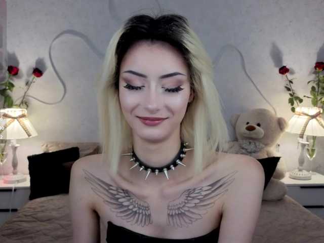 kittysocutie live cam on BongaCams