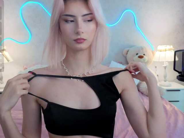 kittysocutie live cam on BongaCams