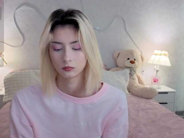 kittysocutie live cam on BongaCams