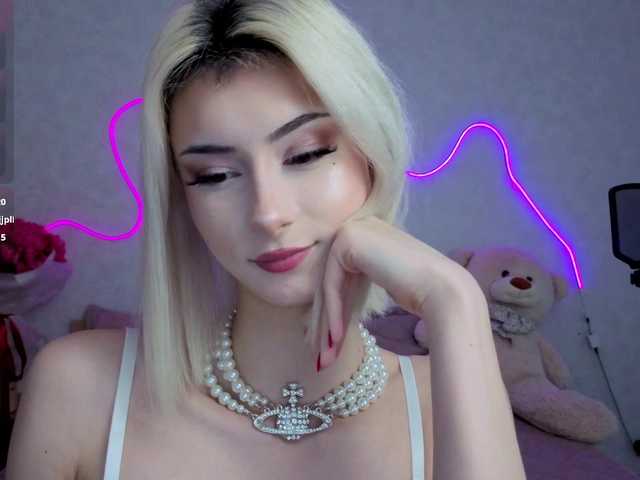 kittysocutie live cam on BongaCams