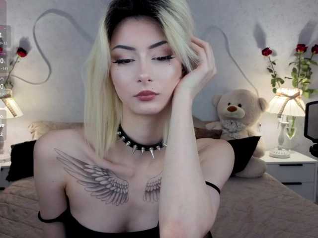 kittysocutie live cam on BongaCams