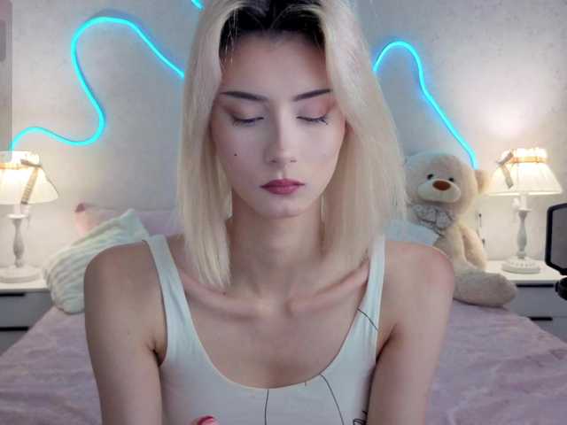 kittysocutie live cam on BongaCams
