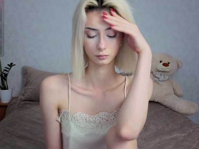 kittysocutie live cam on BongaCams
