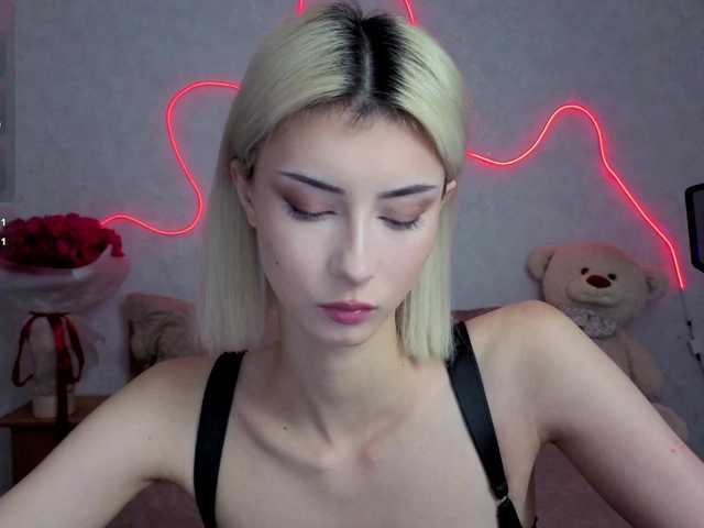 kittysocutie live cam on BongaCams