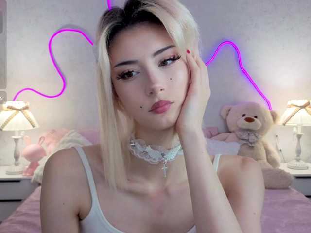 kittysocutie live cam on BongaCams