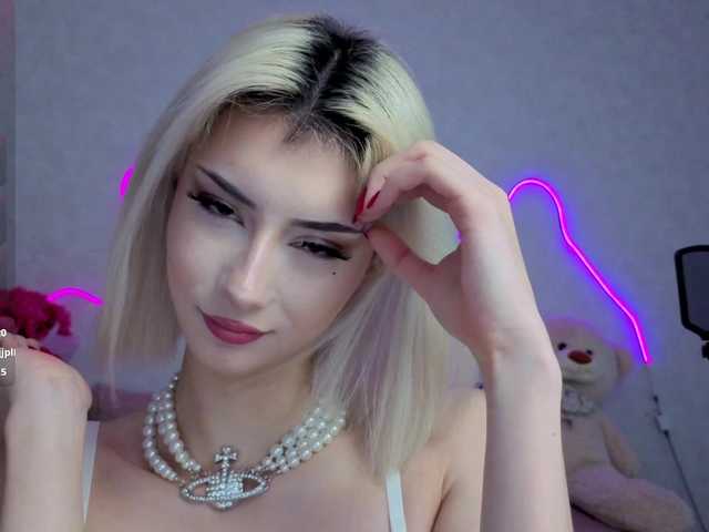kittysocutie live cam on BongaCams