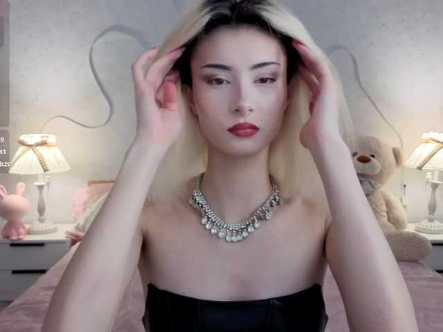 kittysocutie live cam on BongaCams
