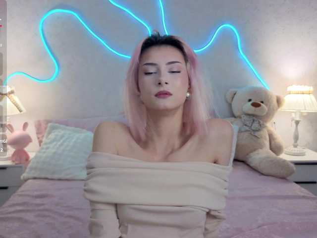 kittysocutie live cam on BongaCams