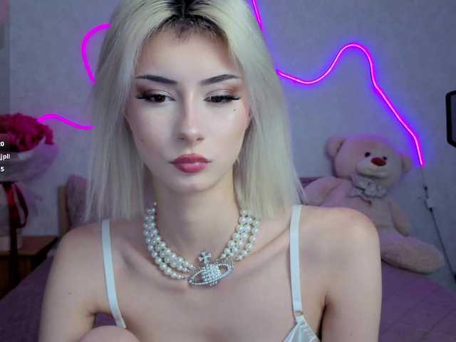 kittysocutie live cam on BongaCams
