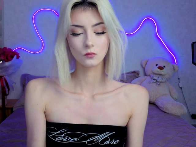 kittysocutie live cam on BongaCams