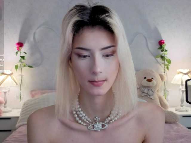 kittysocutie live cam on BongaCams