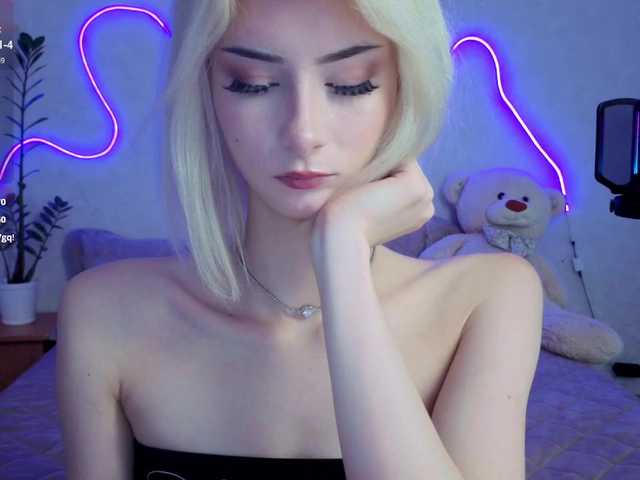 kittysocutie live cam on BongaCams