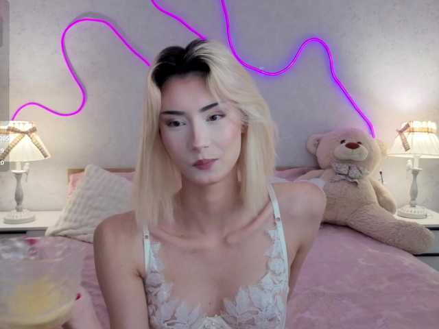 kittysocutie live cam on BongaCams