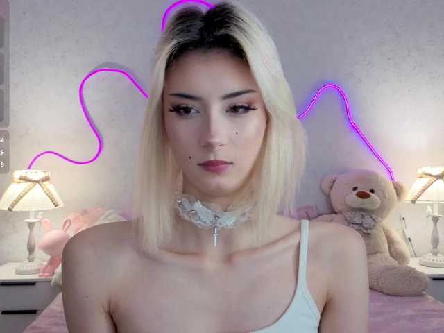 kittysocutie live cam on BongaCams