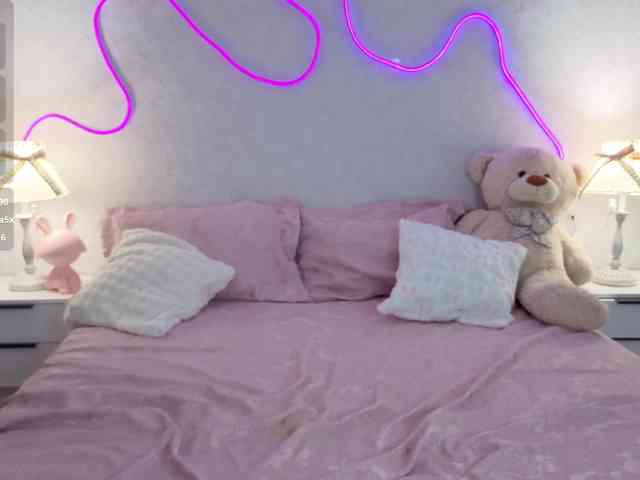 kittysocutie's live room