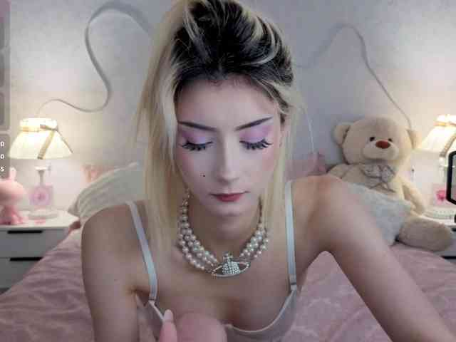 kittysocutie