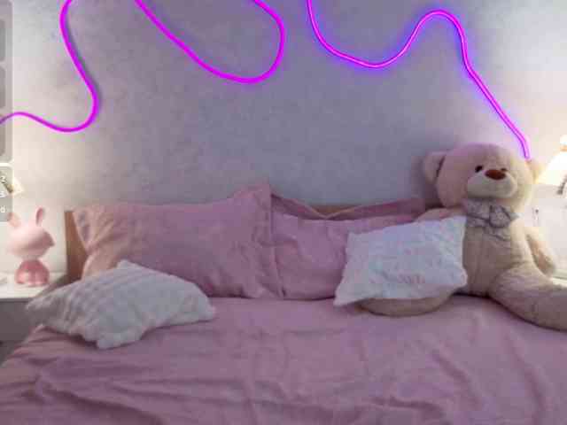 kittysocutie webcam