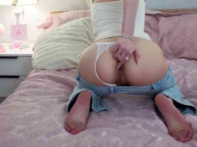kittysocutie webcam