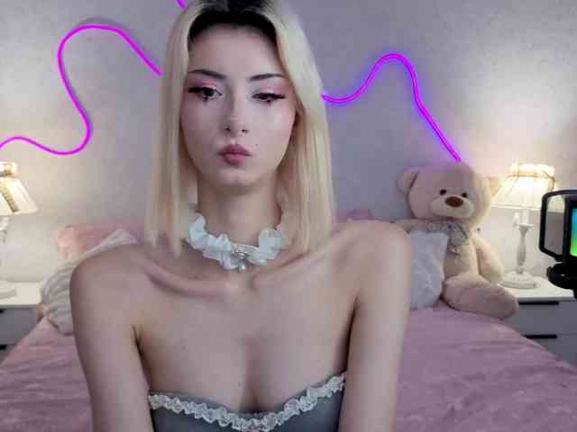 kittysocutie webcam