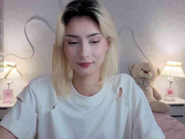 kittysocutie webcam