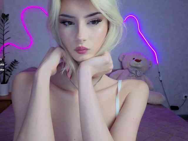 kittysocutie webcam
