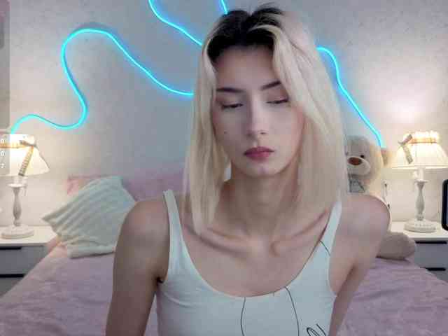 kittysocutie webcam
